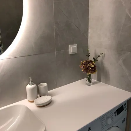 Htc Deluxe In Centrum Апартаменты